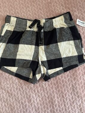 Old Navy Black, Cream & Gray Plaid Lounge Shorts